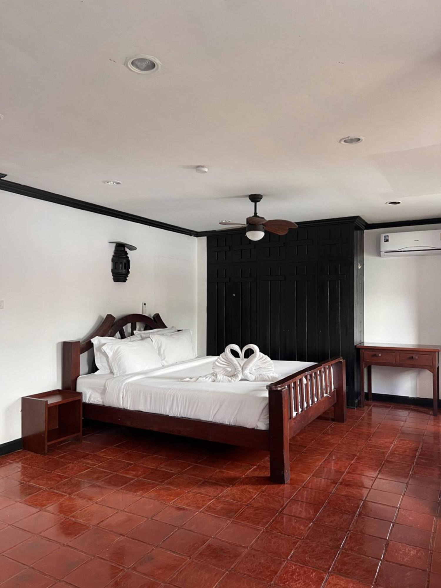 Baankasemsuk Resort 般咔 深宿 Patong Exterior photo
